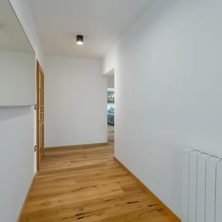 Es Apartment *