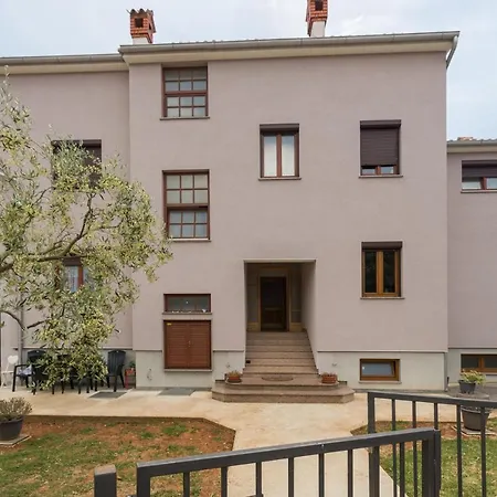 Es Apartment Rovinj