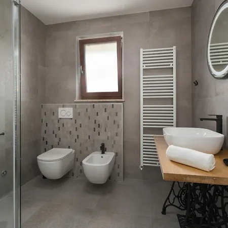 Apartment Es *