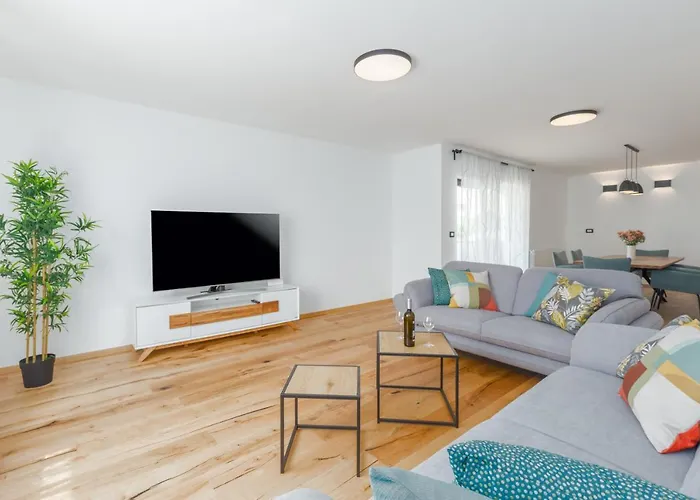 Apartment Es *