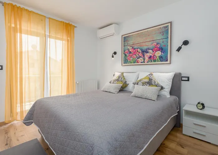 Es Apartment